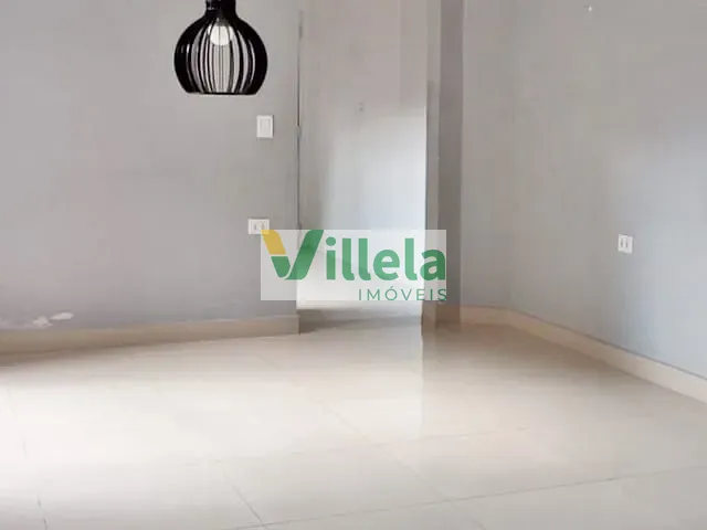 Sobrado com 250m² 3 quartos e 3 banheiros, à venda, no bairro Jardim Violeta em Poá