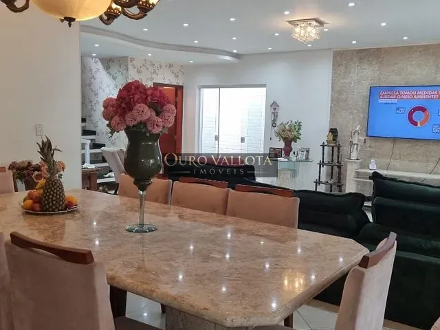 Sobrado com 380m² 4 quartos e 5 banheiros, à venda, no bairro Jardim Nossa Senhora do Carmo em São Paulo