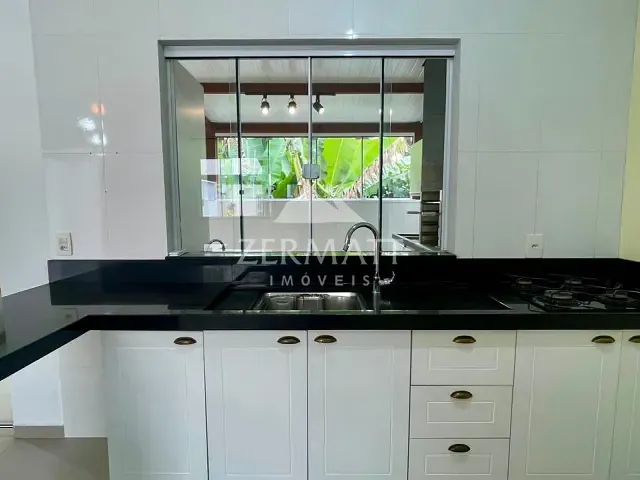 Sobrado com 76m² 2 quartos e 3 banheiros, para alugar, no bairro Escola Agrícola em Blumenau