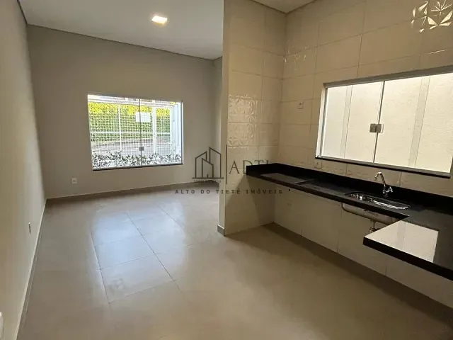 Sobrado 3 quartos e 2 banheiros, à venda, no bairro Vila São Paulo em Mogi das Cruzes