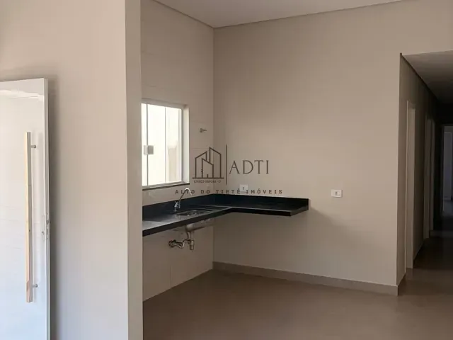 Sobrado 3 quartos e 2 banheiros, à venda, no bairro Vila São Paulo em Mogi das Cruzes