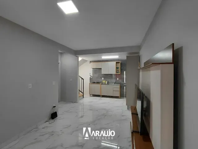 Sobrado 2 quartos e 1 banheiro, para alugar, no bairro Gravatá em Navegantes