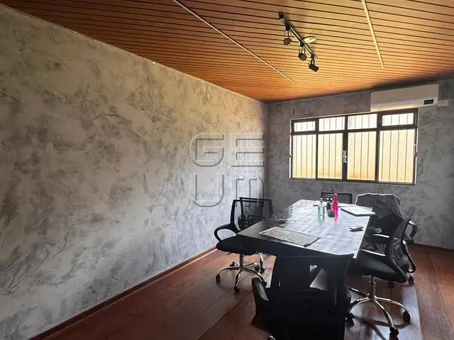 Sobrado com 1000m² 6 quartos e 5 banheiros, à venda, no bairro Colina Verde em Londrina