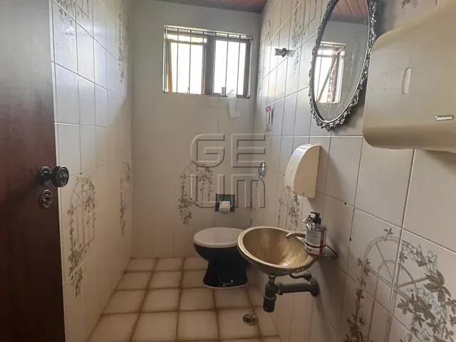 Sobrado com 1000m² 6 quartos e 5 banheiros, à venda, no bairro Colina Verde em Londrina