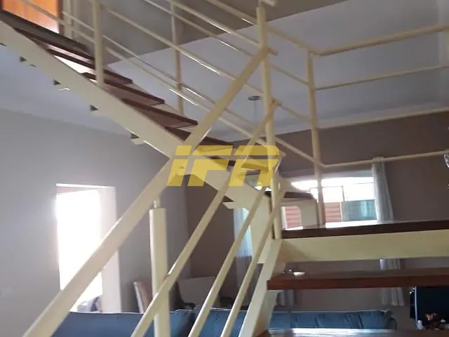 Sobrado com 200m² 2 quartos e 3 banheiros, à venda, no bairro Residencial Portal da Mantiqueira em Taubaté