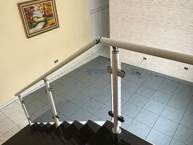 Sobrado com 150m² 4 quartos e 2 banheiros, à venda, no bairro Residencial Bosque dos Ipês em São José dos Campos