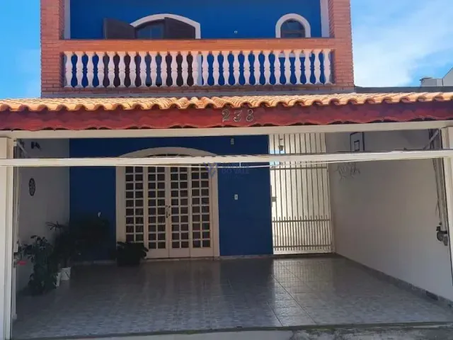 Sobrado com 150m² 4 quartos e 2 banheiros, à venda, no bairro Residencial Bosque dos Ipês em São José dos Campos