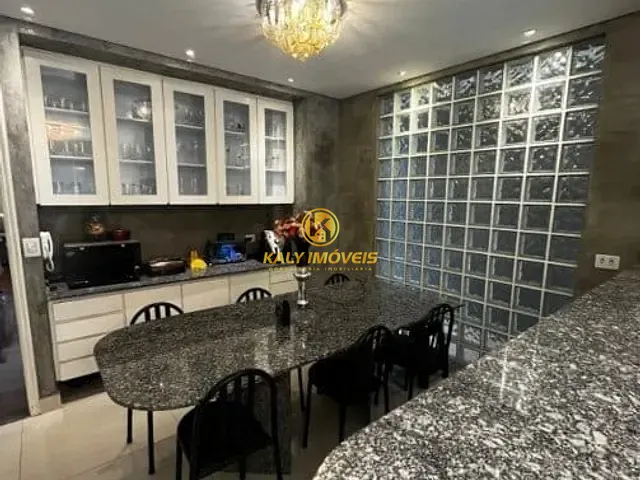 Sobrado com 225m² 3 quartos e 2 banheiros, à venda, no bairro Olímpico em São Caetano do Sul