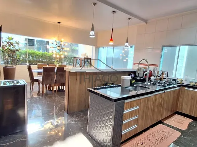 Sobrado 3 quartos e 4 banheiros, à venda, no bairro BELÉM em São Paulo