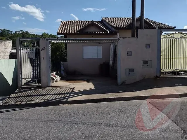 Sobrado com 240m² 2 quartos e 1 banheiro, à venda, no bairro jardim Ipanema  em Registro