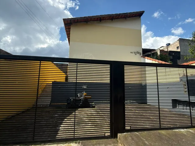 Sobrado 2 quartos e 1 banheiro, à venda, no bairro Portal de Extrema em Extrema