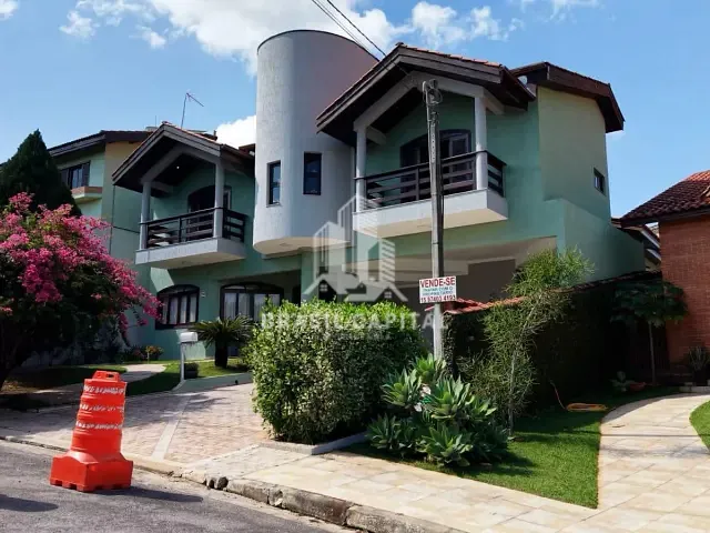 Sobrado com 520m² 4 quartos e 5 banheiros, à venda, no bairro Jardim Ibiti do Paço em Sorocaba