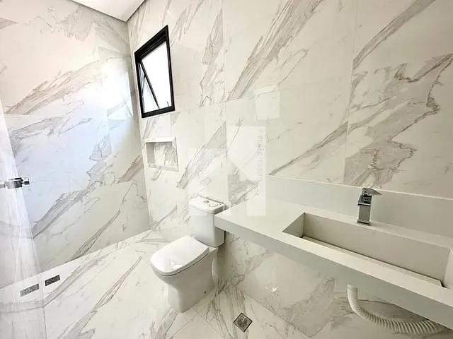 Sobrado com 255m² 3 quartos e 5 banheiros, à venda, no bairro Recanto Quarto Centenário em Jundiaí