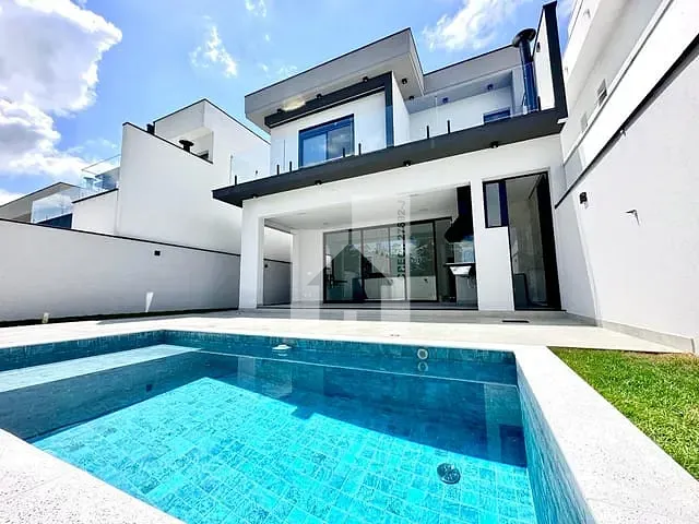 Sobrado com 255m² 3 quartos e 5 banheiros, à venda, no bairro Recanto Quarto Centenário em Jundiaí