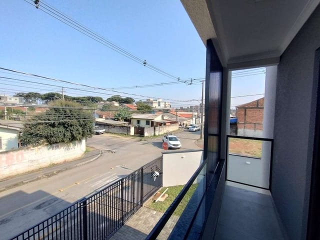 Sobrado com 130m² 3 quartos e 2 banheiros, à venda, no bairro Parque da Fonte em São José dos Pinhais
