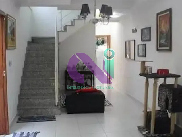Sobrado com 250m² 4 quartos e 3 banheiros, à venda, no bairro km 18 em Osasco