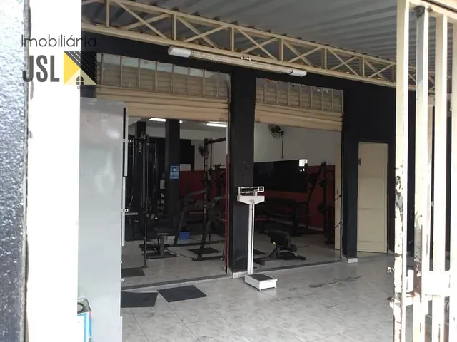 Sobrado com 250m² 3 quartos e 1 banheiro, à venda, no bairro Parque Residencial Nova Caçapava em Caçapava