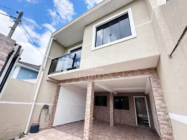 Sobrado com 110m² 3 quartos e 1 banheiro, à venda, no bairro Cruzeiro em São José dos Pinhais