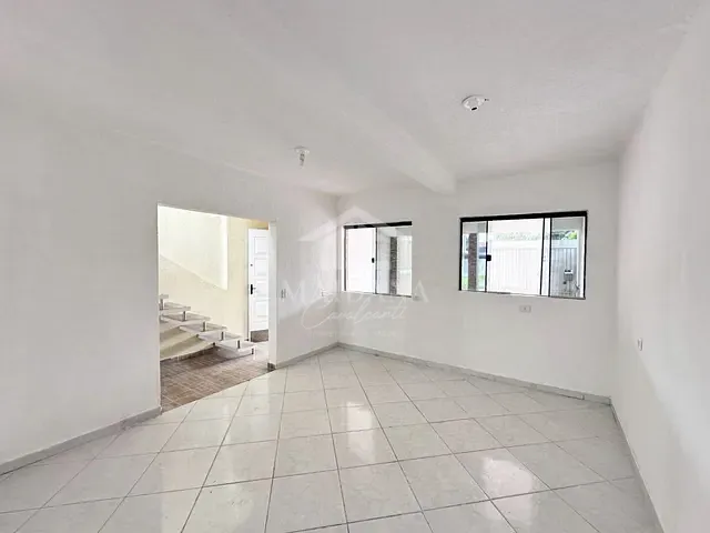 Sobrado com 110m² 3 quartos e 1 banheiro, à venda, no bairro Cruzeiro em São José dos Pinhais
