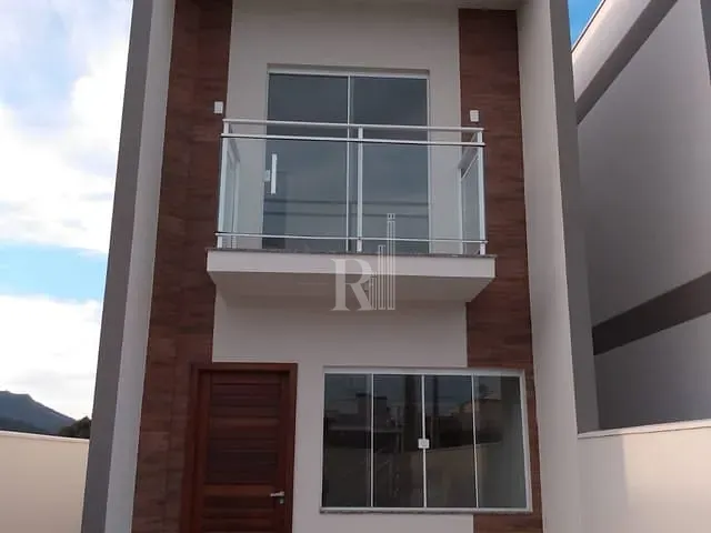 Sobrado 2 quartos e 1 banheiro, à venda, no bairro Br Felipe em Tijucas