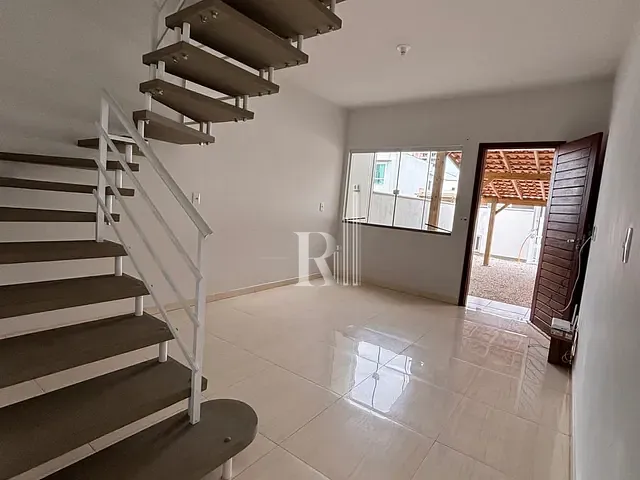 Sobrado 2 quartos e 1 banheiro, à venda, no bairro Br Felipe em Tijucas
