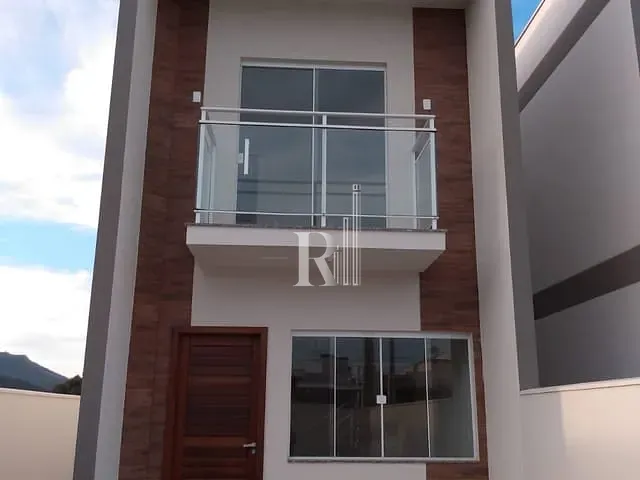 Sobrado 2 quartos e 1 banheiro, à venda, no bairro Br Felipe em Tijucas