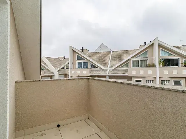 Sobrado com 164m² 4 quartos e 4 banheiros, à venda, no bairro Jardim das Américas em Curitiba