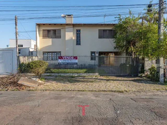 Casa com 456m² 4 quartos e 6 banheiros, à venda, no bairro Portão em Curitiba