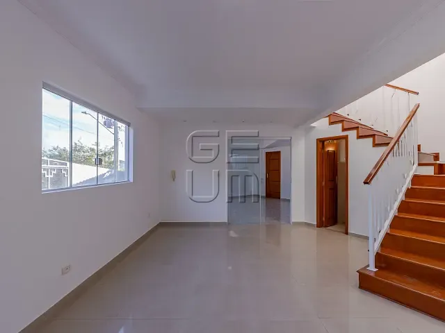Sobrado com 305m² 3 quartos e 3 banheiros, à venda, no bairro Jardim Presidente em Londrina