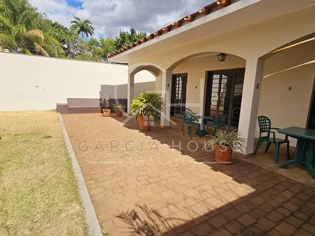 Sobrado com 420m² 3 quartos e 3 banheiros, à venda, no bairro Jardim Sumaré em Ribeirão Preto
