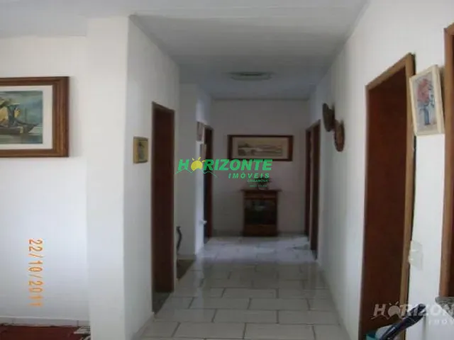 Sobrado com 500m² 3 quartos e 4 banheiros, à venda, no bairro Vila Betânia em São José dos Campos