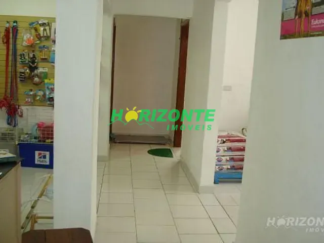 Sobrado com 500m² 3 quartos e 4 banheiros, à venda, no bairro Vila Betânia em São José dos Campos
