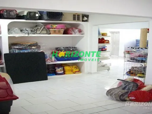 Sobrado com 500m² 3 quartos e 4 banheiros, à venda, no bairro Vila Betânia em São José dos Campos
