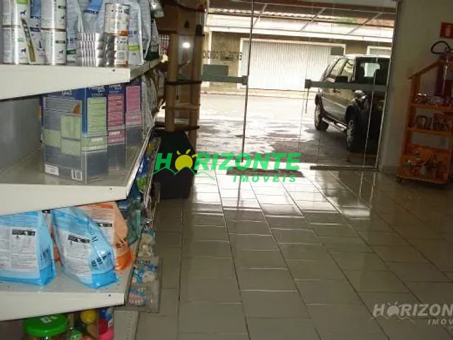 Sobrado com 500m² 3 quartos e 4 banheiros, à venda, no bairro Vila Betânia em São José dos Campos