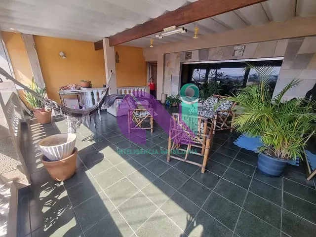 Sobrado com 200m² 3 quartos e 3 banheiros, à venda, no bairro km 18 em Osasco