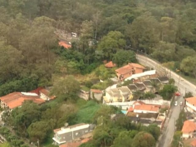 Foto do Sobrado - Sobrado à venda em área de reserva preservada no Horto Florestal - Òtima Oportunidade! | Lares e Andares Imóveis