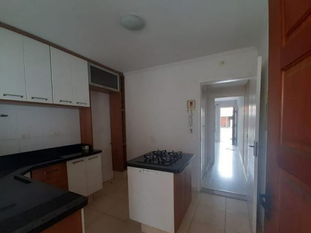 Sobrado com 70m² 2 quartos e 2 banheiros, à venda, no bairro Granja Viana em Cotia