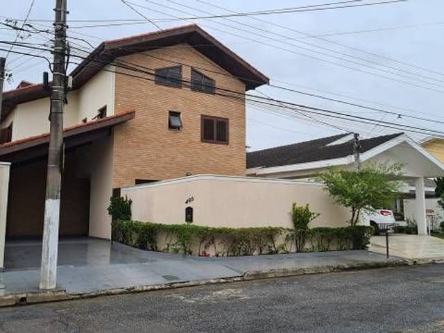 Foto do Sobrado - Sobrado com 4 dormitórios à venda, 320 m² por R$ 1.600.000,00 - Jardim das Colinas - São José dos Campos/SP | RUSSI IMÓVEIS