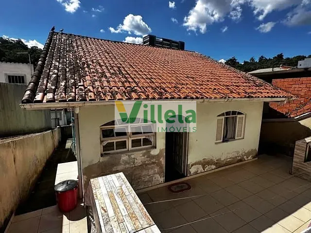 Sobrado com 290m² 2 quartos e 1 banheiro, à venda, no bairro Vila Ferreira em Arujá
