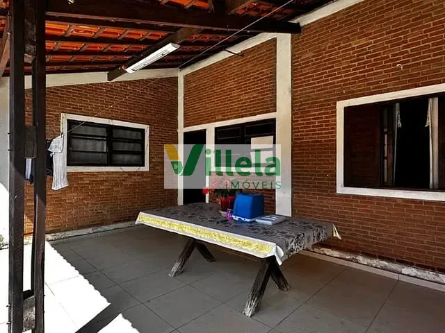 Sobrado com 290m² 2 quartos e 1 banheiro, à venda, no bairro Vila Ferreira em Arujá