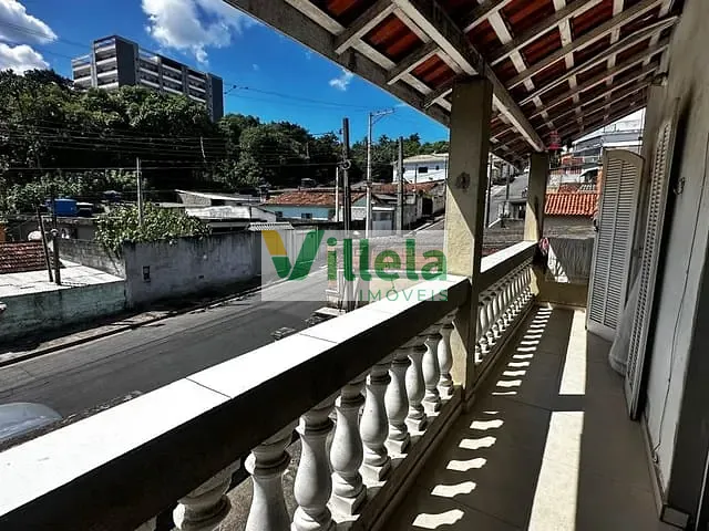 Sobrado com 290m² 2 quartos e 1 banheiro, à venda, no bairro Vila Ferreira em Arujá