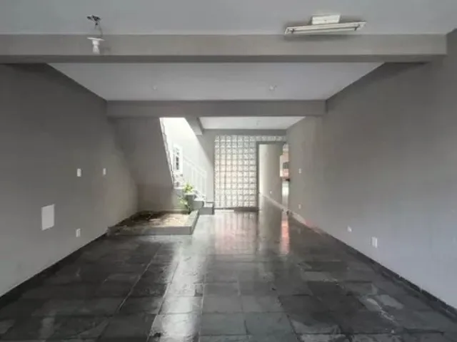 Sobrado 3 quartos e 5 banheiros, à venda ou para alugar, no bairro Vila Pinheirinho em Santo André