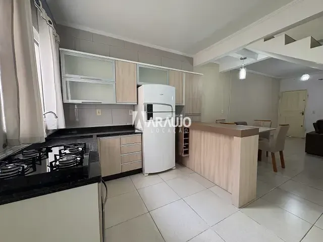 Sobrado 2 quartos e 1 banheiro, para alugar, no bairro Itacolomi em Balneário Piçarras