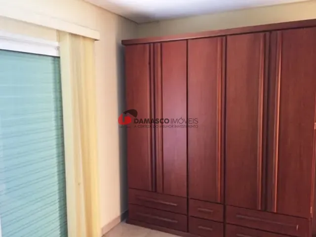 Sobrado com 298m² 4 quartos e 7 banheiros, à venda, no bairro Jardim São Caetano em São Caetano do Sul