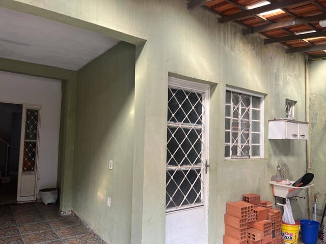 Sobrado com 200m² 4 quartos e 3 banheiros, à venda, no bairro Conjunto Habitacional Parque Itajaí em Campinas