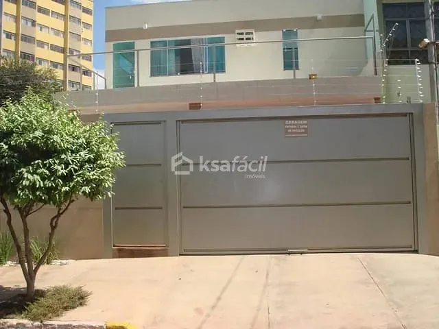 Sobrado com 400m² 3 quartos e 2 banheiros, à venda, no bairro Amambaí em Campo Grande
