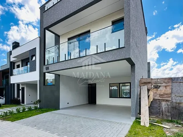 Sobrado com 128m² 3 quartos e 2 banheiros, à venda, no bairro Costeira em São José dos Pinhais
