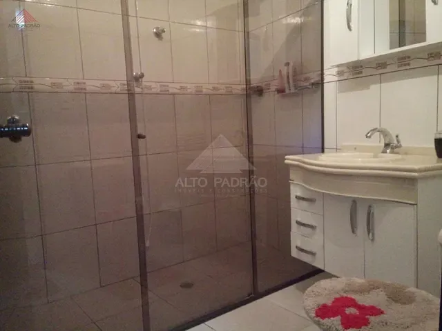 Sobrado 3 quartos e 2 banheiros, à venda, no bairro Vila Ana em Mauá