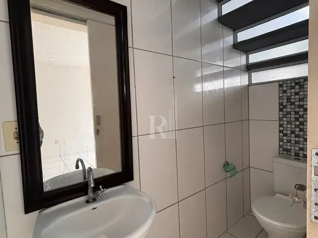Sobrado 2 quartos e 2 banheiros, para alugar, no bairro Areias em Tijucas