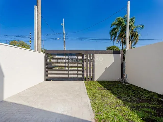 Sobrado com 133m² 3 quartos e 3 banheiros, à venda, no bairro Vila Amélia em Pinhais